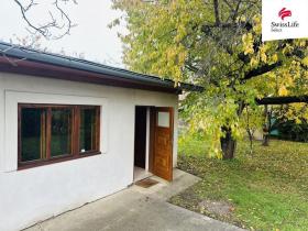 Pronájem bytu 1+1, Praha - Uhříněves, Čtyřkolská, 39 m2