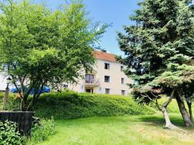 Prodej vícegeneračního domu, Třebušín, 750 m2