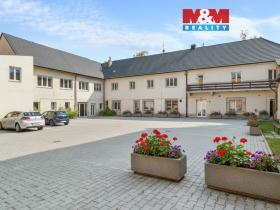 Prodej rodinného domu, Slatina, 300 m2