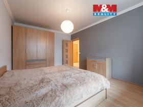 Prodej bytu 3+1, Karlovy Vary - Stará Role, Dvořákova, 83 m2