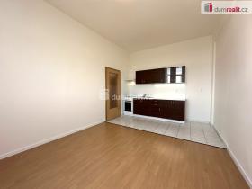 Pronájem bytu 2+kk, Zruč nad Sázavou, náměstí Míru, 35 m2