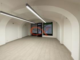 Pronájem obchodního prostoru, Valašské Meziříčí, Mostní, 49 m2