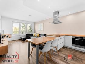 Pronájem bytu 2+kk, Pardubice - Trnová, Jana Hrubého, 56 m2