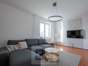 Pronájem bytu 2+kk, Praha - Záběhlice, Jabloňová, 52 m2