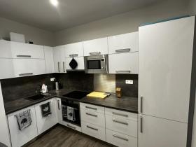 Pronájem bytu 3+1, Praha - Vršovice, Vršovická, 86 m2