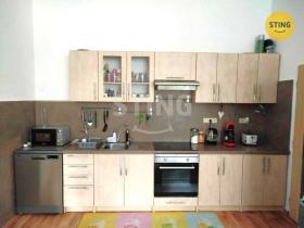 Pronájem bytu 2+kk, Opava, Alšova, 55 m2