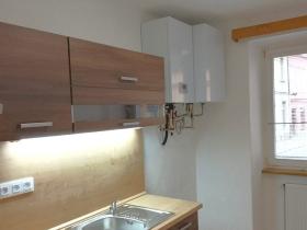 Pronájem bytu 1+1, Cheb, Dlouhá, 36 m2