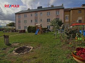 Pronájem bytu 2+kk, Chomutov, Kadaňská, 45 m2