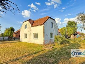 Prodej rodinného domu, Dříteč, 141 m2