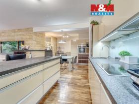 Prodej bytu 3+kk, Plzeň - Severní Předměstí, Bolevecká, 104 m2