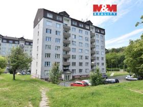 Pronájem bytu 1+1, Milovice - Mladá, Armádní, 35 m2