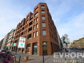 Pronájem bytu 2+kk, Praha - Smíchov, Nádražní, 53 m2