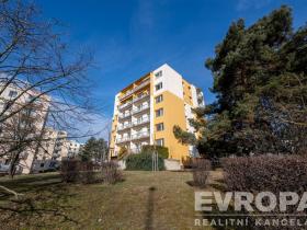 Pronájem bytu 3+1, Praha - Smíchov, Churáňovská, 71 m2