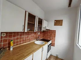 Pronájem bytu 1+1, Teplice, Hlávkova, 32 m2