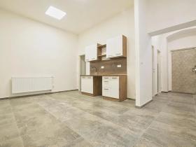 Pronájem kanceláře, Praha - Holešovice, Milady Horákové, 141 m2