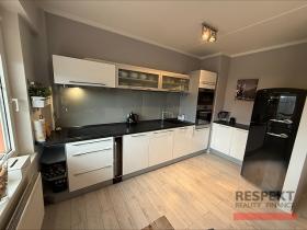 Pronájem bytu 2+1, Kladno, Vojtěcha Lanny, 51 m2