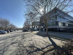 Pronájem kanceláře, Brno - Královo Pole, Technická, 135 m2