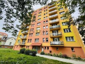 Pronájem bytu 3+1, České Budějovice, L. M. Pařízka, 66 m2
