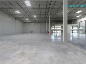 Pronájem skladu, Mariánské Lázně, třída Vítězství, 600 m2