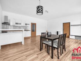 Prodej bytu 3+kk, Lanškroun - Žichlínské Předměstí, Dobrovského, 83 m2