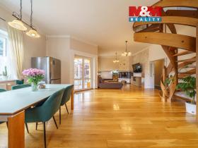 Prodej rodinného domu, Karlovy Vary - Hůrky, Motýlí, 244 m2