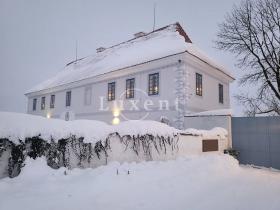 Prodej ubytování, Hluboká nad Vltavou, 1114 m2