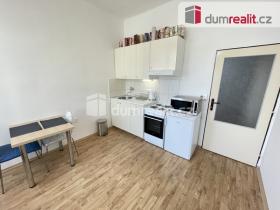 Pronájem bytu 1+1, Praha - Nusle, Marie Cibulkové, 42 m2