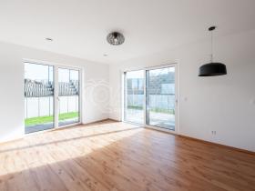 Pronájem bytu 2+kk, Roztoky, Václava Havla, 50 m2