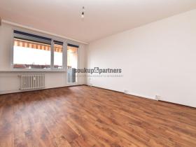 Pronájem bytu 3+1, Praha - Záběhlice, Sněženková, 75 m2
