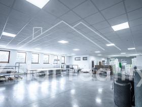 Pronájem obchodního prostoru, Bojkovice, 302 m2