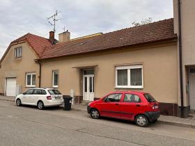 Prodej rodinného domu, Brno, 160 m2