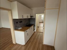 Pronájem bytu 4+1, Praha - Hostivař, Tesaříkova, 81 m2