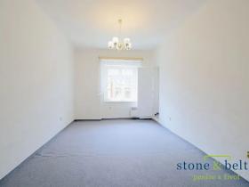 Pronájem bytu 1+kk, Praha - Smíchov, Holečkova, 25 m2