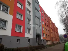 Pronájem bytu 3+1, Ústí nad Labem, Tolstého, 66 m2