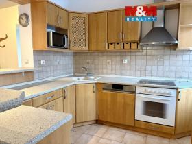 Pronájem bytu 3+1, Pardubice - Zelené Předměstí, Smetanovo náměstí, 140 m2