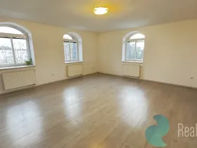 Pronájem bytu 2+1, Včelná, 79 m2