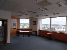 Pronájem kanceláře, Brno, Heršpická, 366 m2