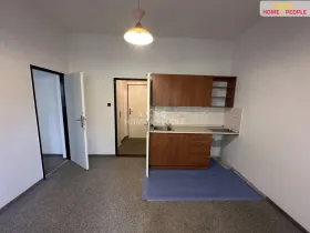 Pronájem bytu 1+1, Praha - Holešovice, Přístavní, 37 m2