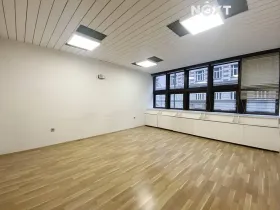 Pronájem kanceláře, Praha - Nové Město, Na Moráni, 27 m2