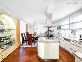 Prodej bytu 4+kk, Praha - Staré Město, Smetanovo nábřeží, 142 m2