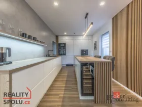 Prodej rodinného domu, Zlonín, U Rybníka, 291 m2