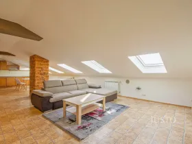 Pronájem bytu 2+kk, Frýdek-Místek, náměstí Svobody, 133 m2