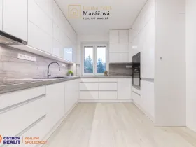 Prodej bytu 3+kk, Hrabišín, 79 m2