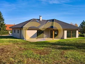 Pronájem rodinného domu, Kunice, 296 m2