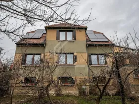 Prodej rodinného domu, Třebusice, 470 m2