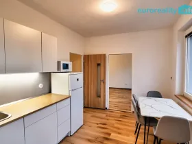 Pronájem bytu 1+1, Okna, 43 m2