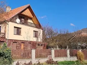 Prodej rodinného domu, Lomnička, 300 m2