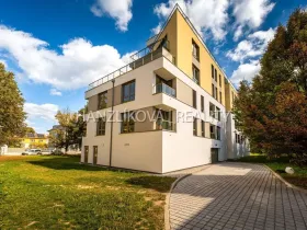 Pronájem bytu 2+kk, České Budějovice, Hálkova, 37 m2