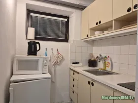 Pronájem bytu 1+1, Praha - Modřany, Kolářova, 35 m2