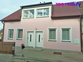 Pronájem bytu 3+kk, Křemže, Náměstí, 77 m2